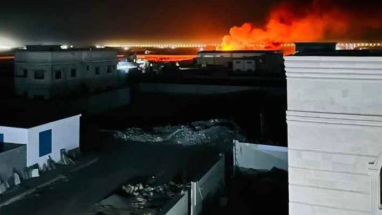عدن.. انفجار عنيف في معسكر اللحجي التابع لقوات العمالقة ومتحدث الأمن يرجّح أنه ناتج عن تماس كهربائي